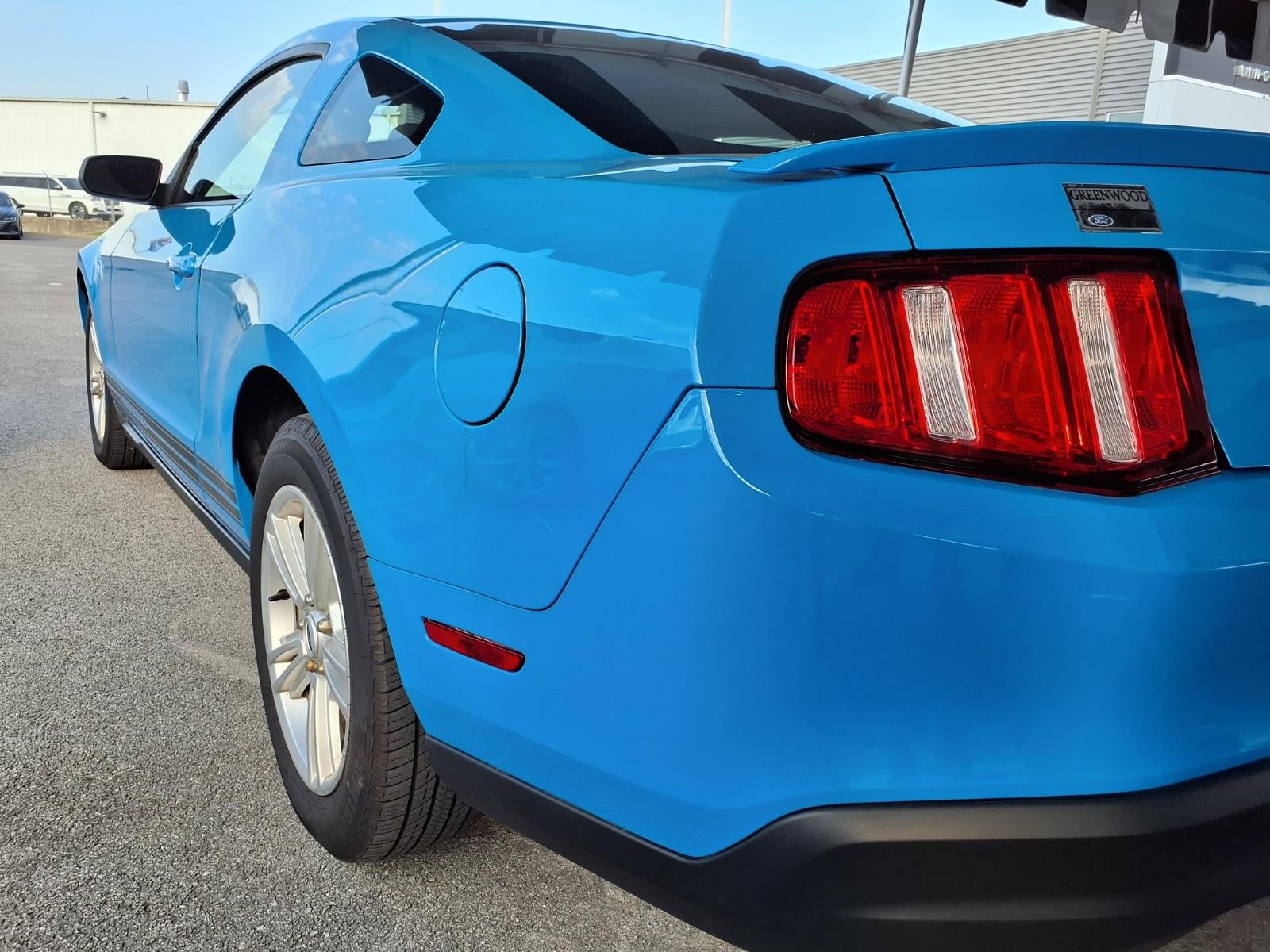 2010 Ford Mustang V6 Premium
