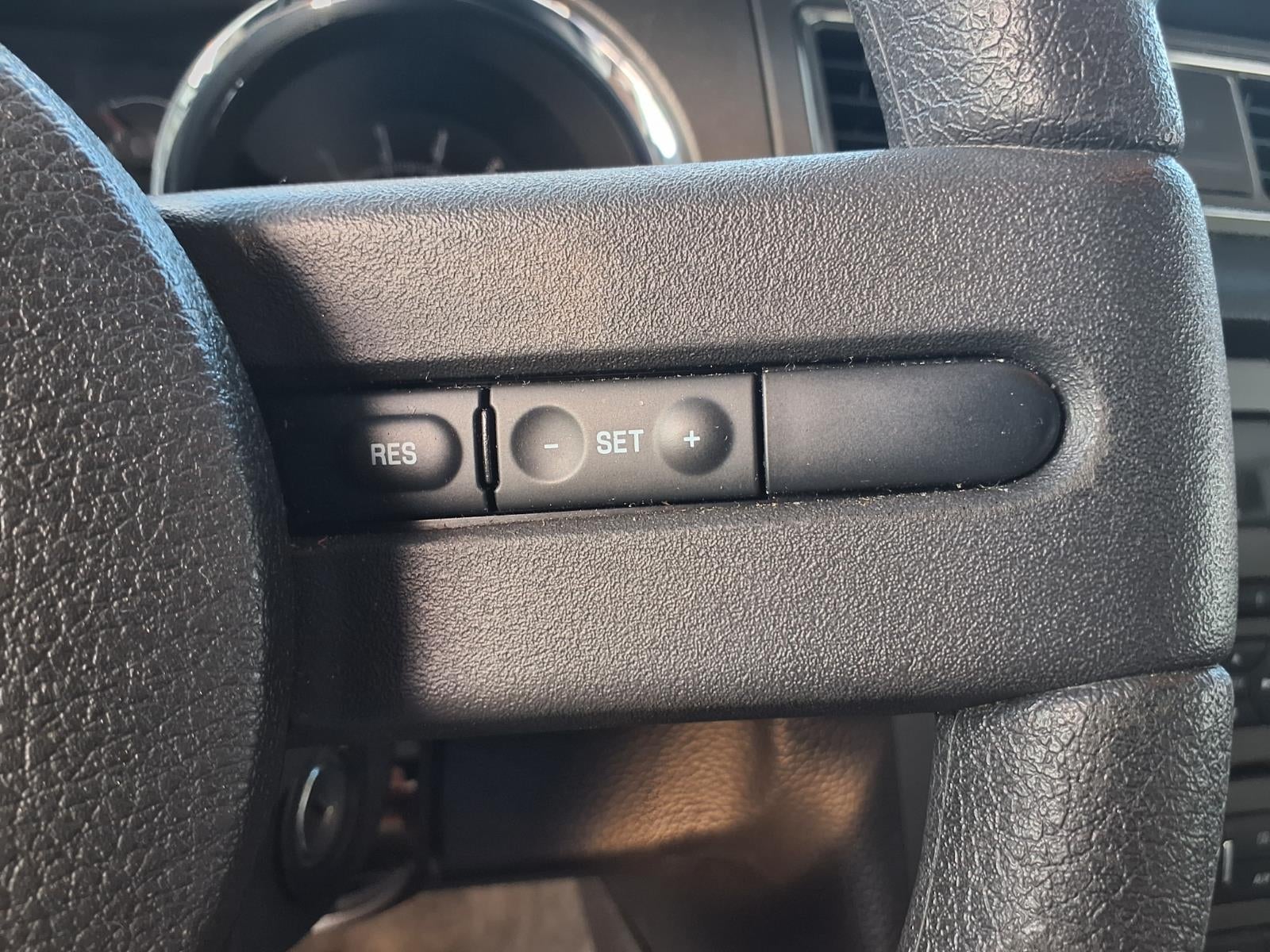 2010 Ford Mustang V6 Premium