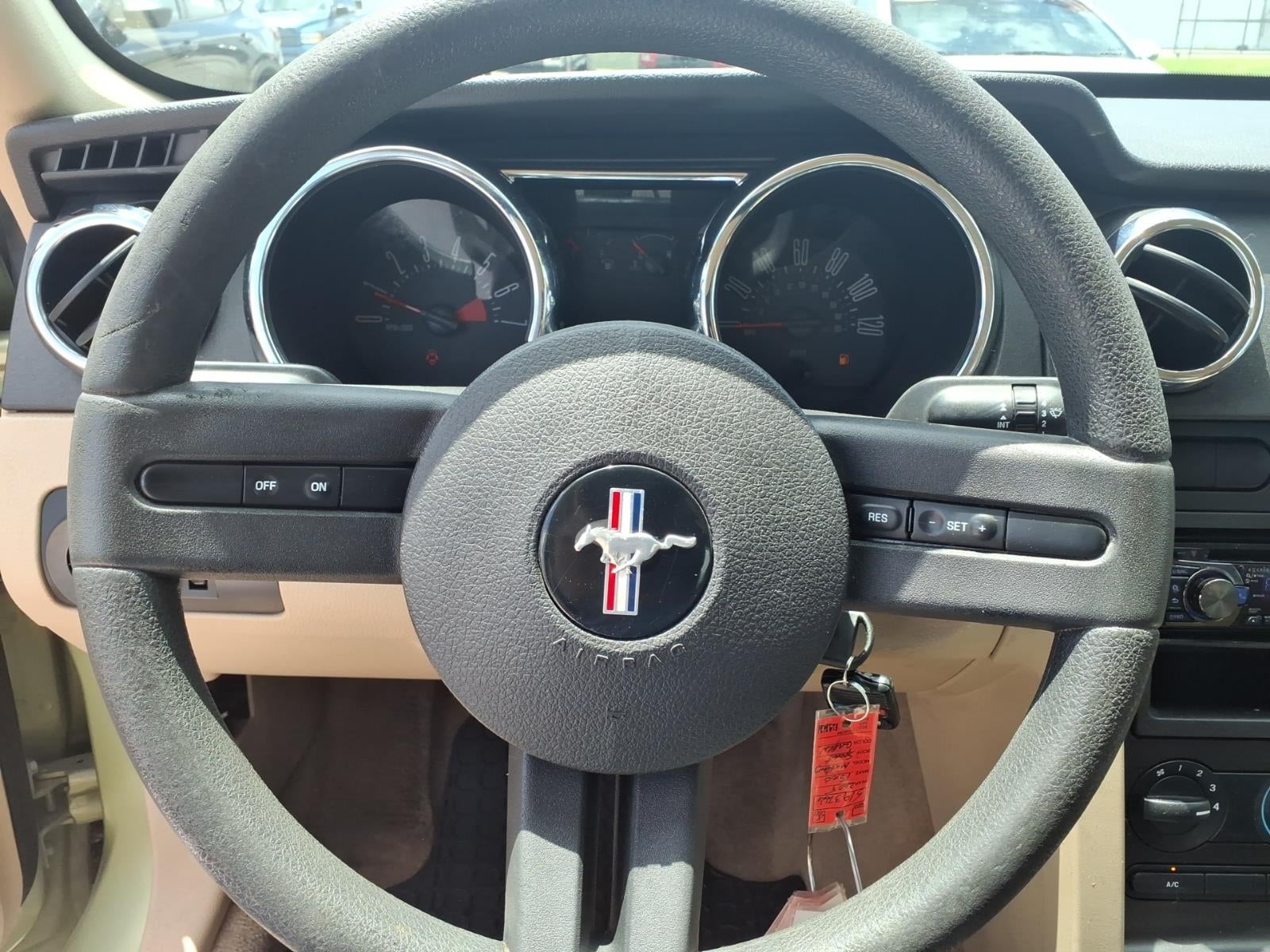 2005 Ford Mustang Premium
