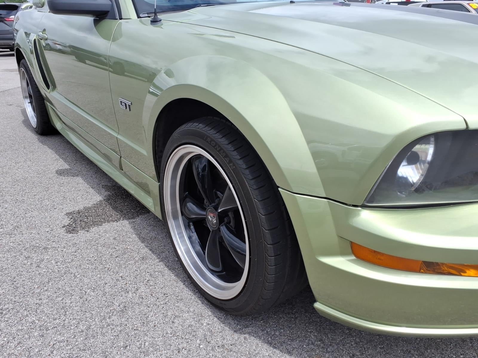 2005 Ford Mustang GT Premium