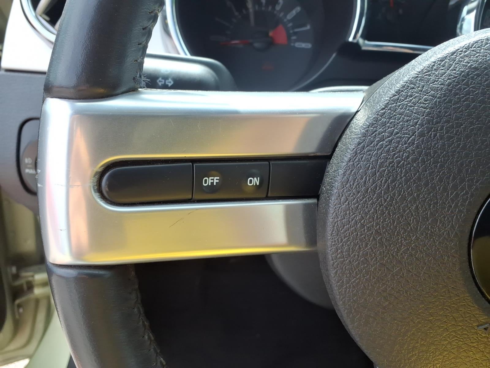 2005 Ford Mustang GT Premium