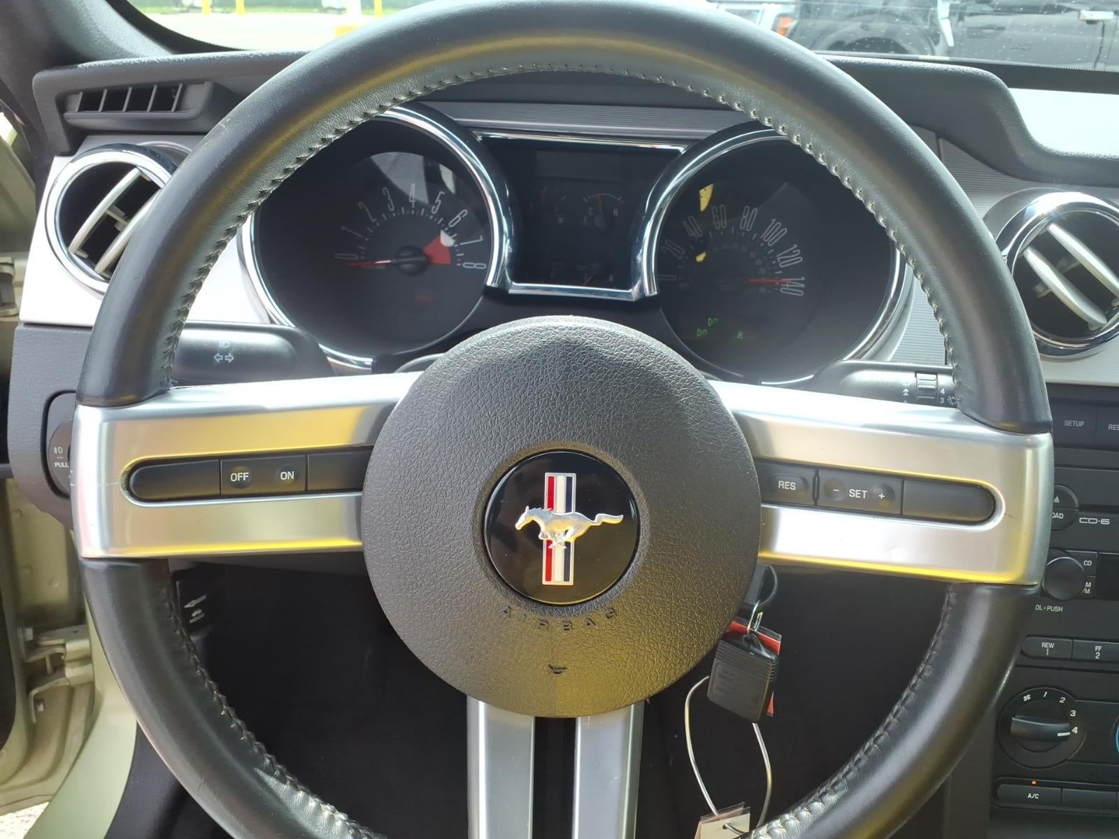 2005 Ford Mustang GT Premium