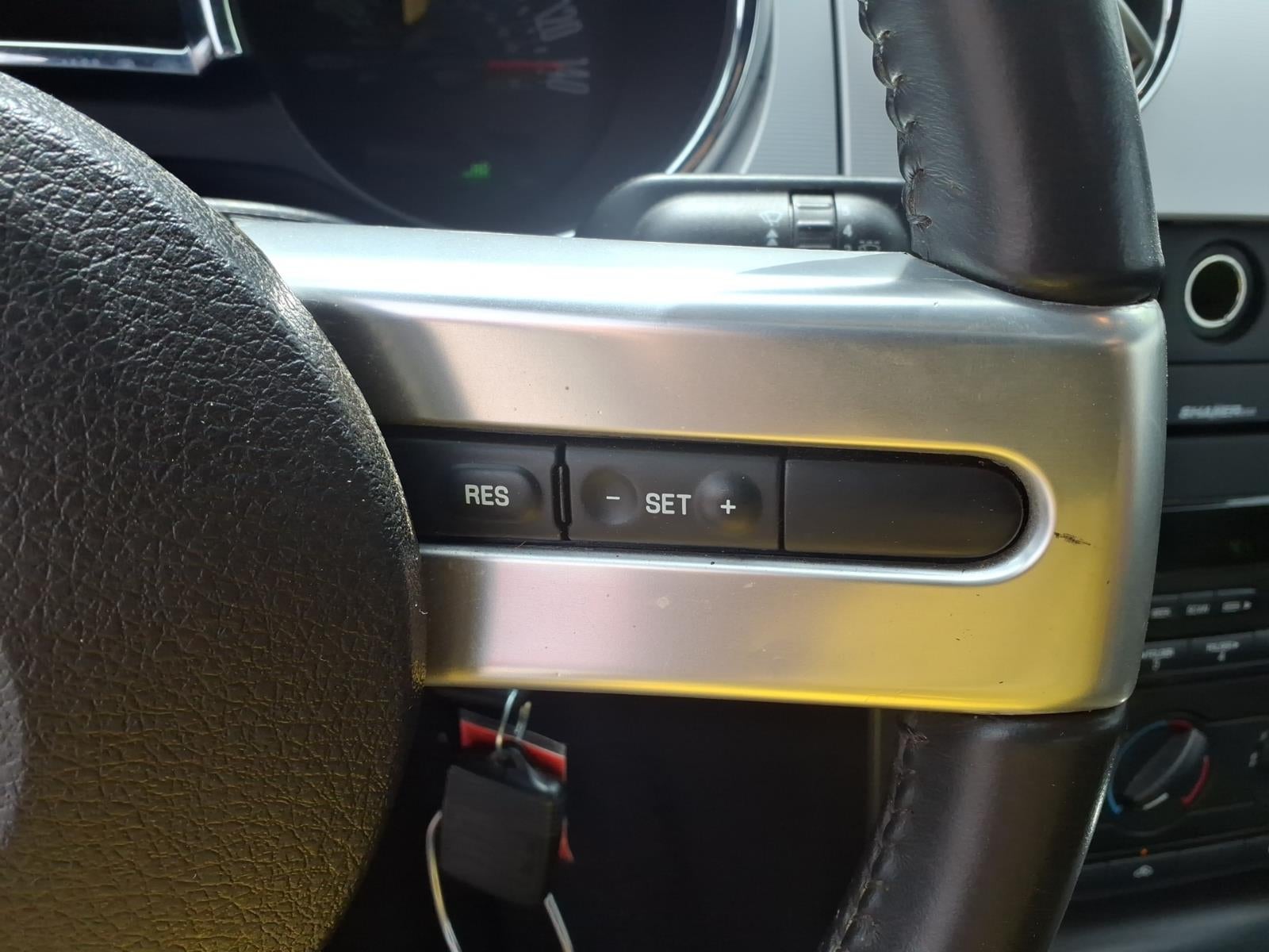 2005 Ford Mustang GT Premium