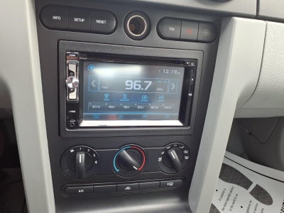 2006 Ford Mustang GT Deluxe