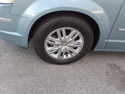 2010 Chrysler Town & Country Limited