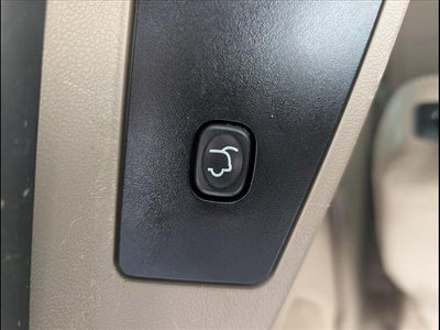 2015 Chrysler Town & Country Limited Platinum