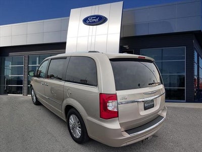 2015 Chrysler Town & Country Limited Platinum