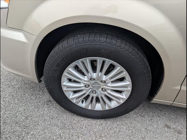 2015 Chrysler Town & Country Limited Platinum