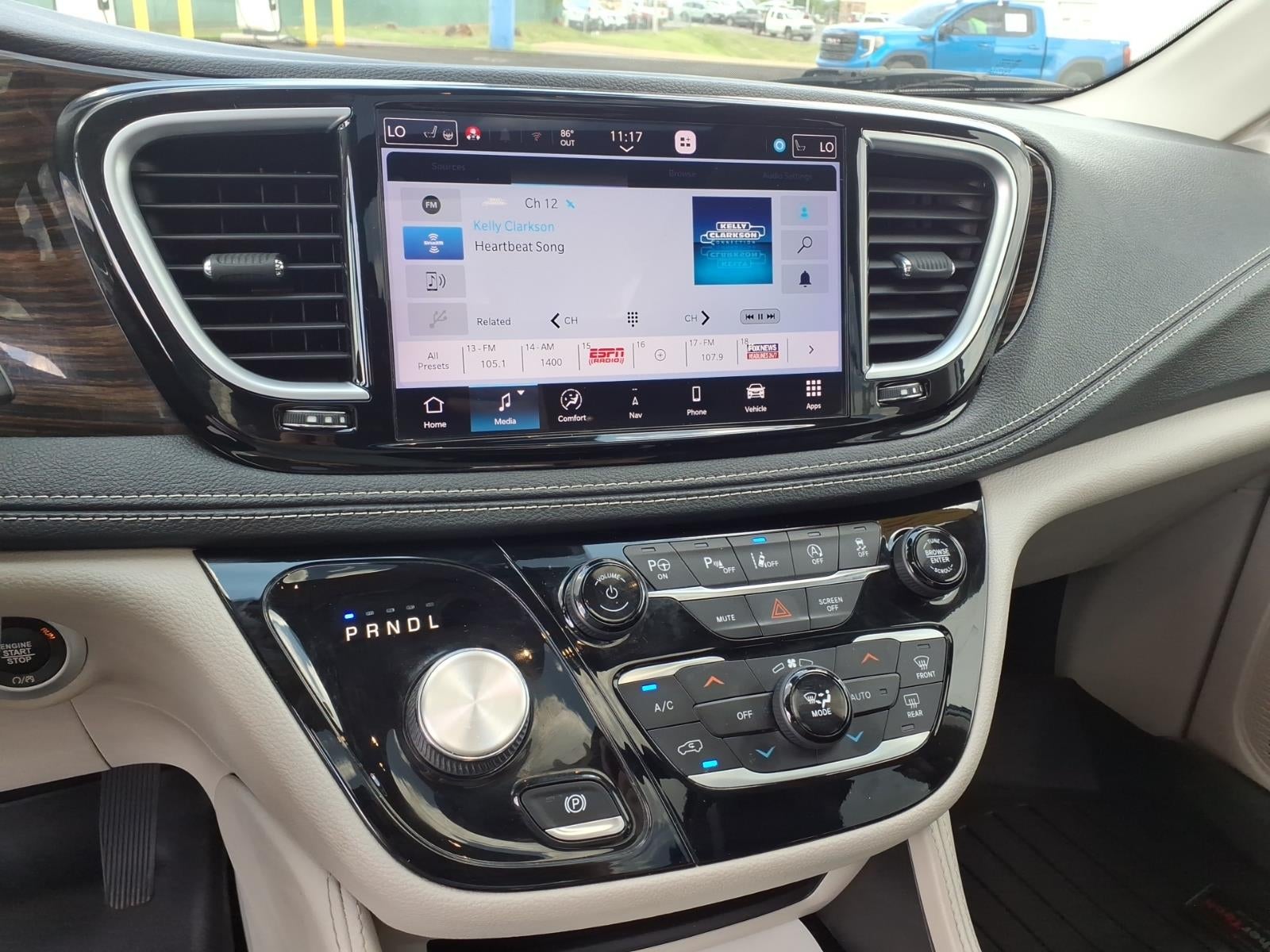 2022 Chrysler Pacifica Limited
