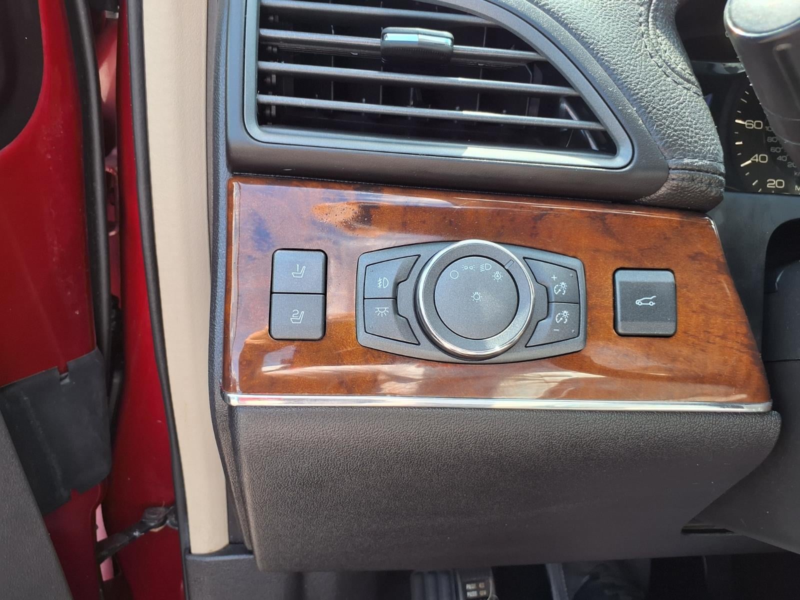 2014 Lincoln MKX Base