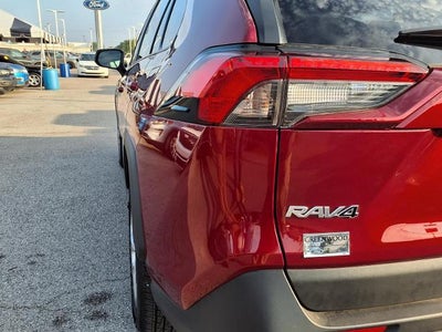 2025 Toyota RAV4 LE