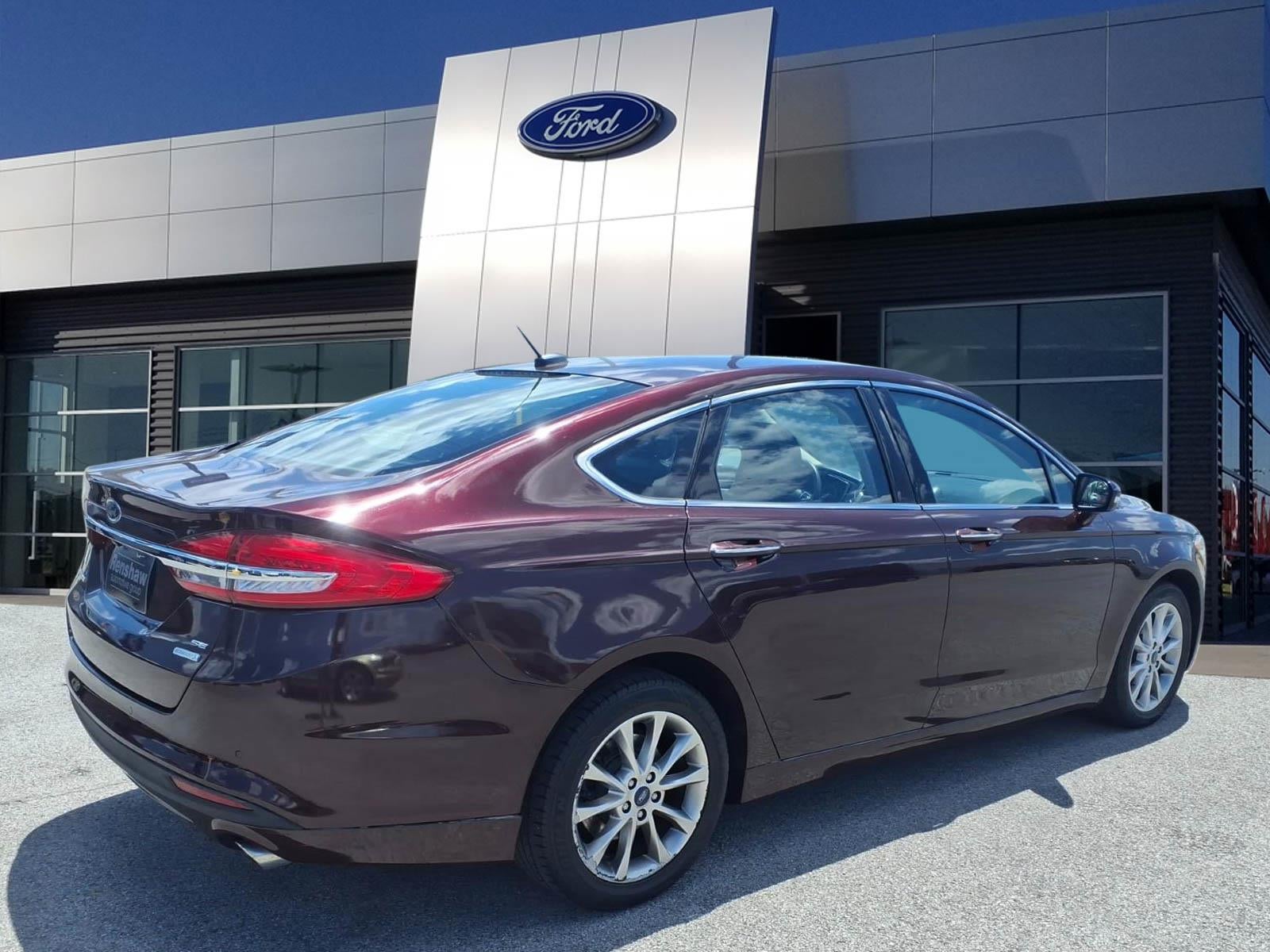 2017 Ford Fusion SE