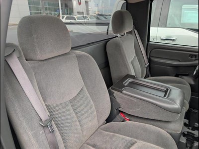 2006 Chevrolet Silverado 1500 WT