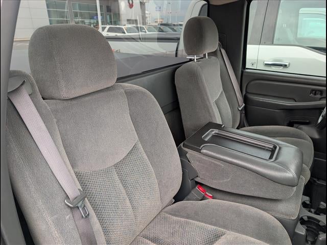 2006 Chevrolet Silverado 1500 WT