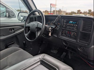 2006 Chevrolet Silverado 1500 WT