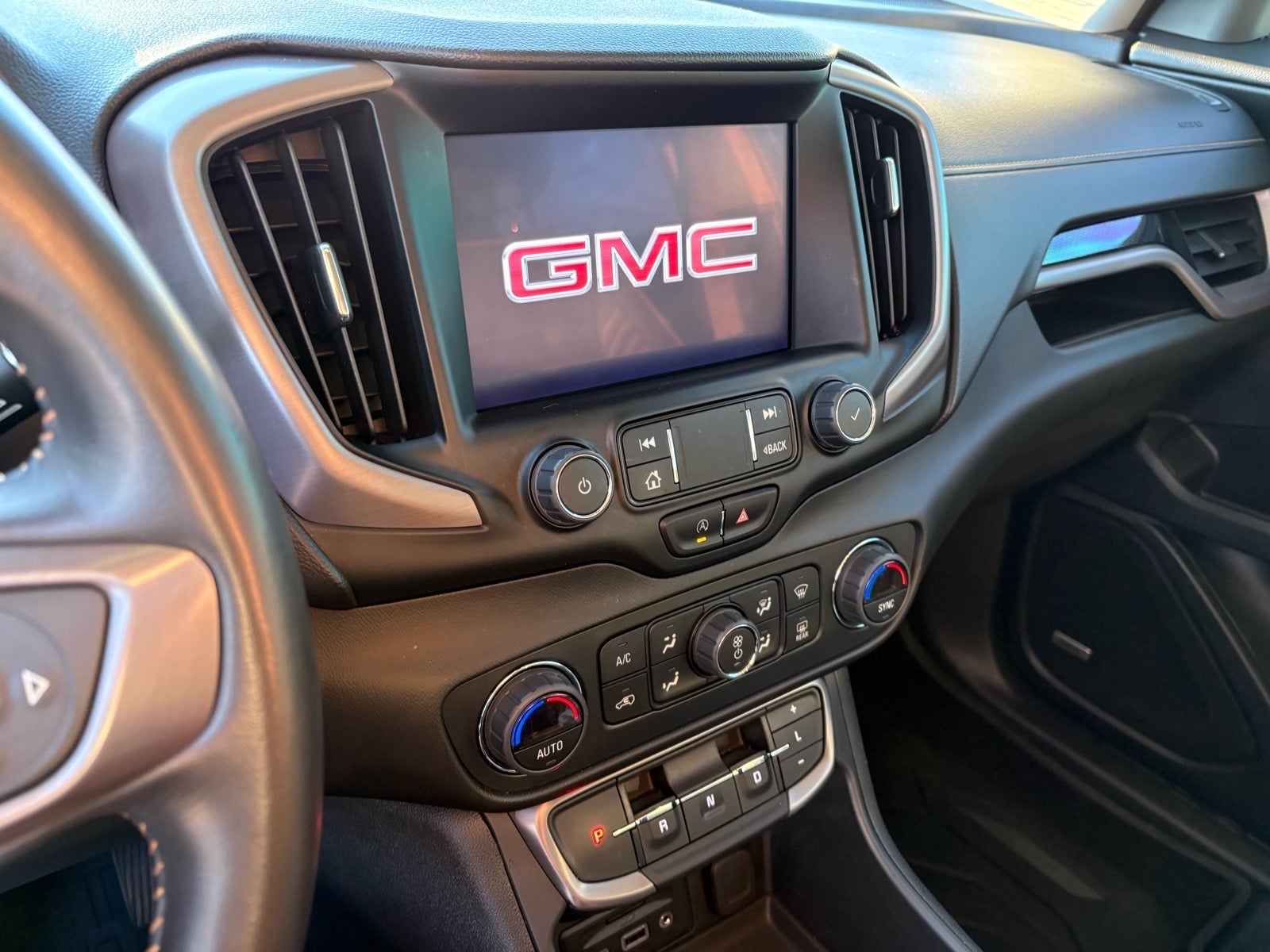 2022 GMC Terrain AT4