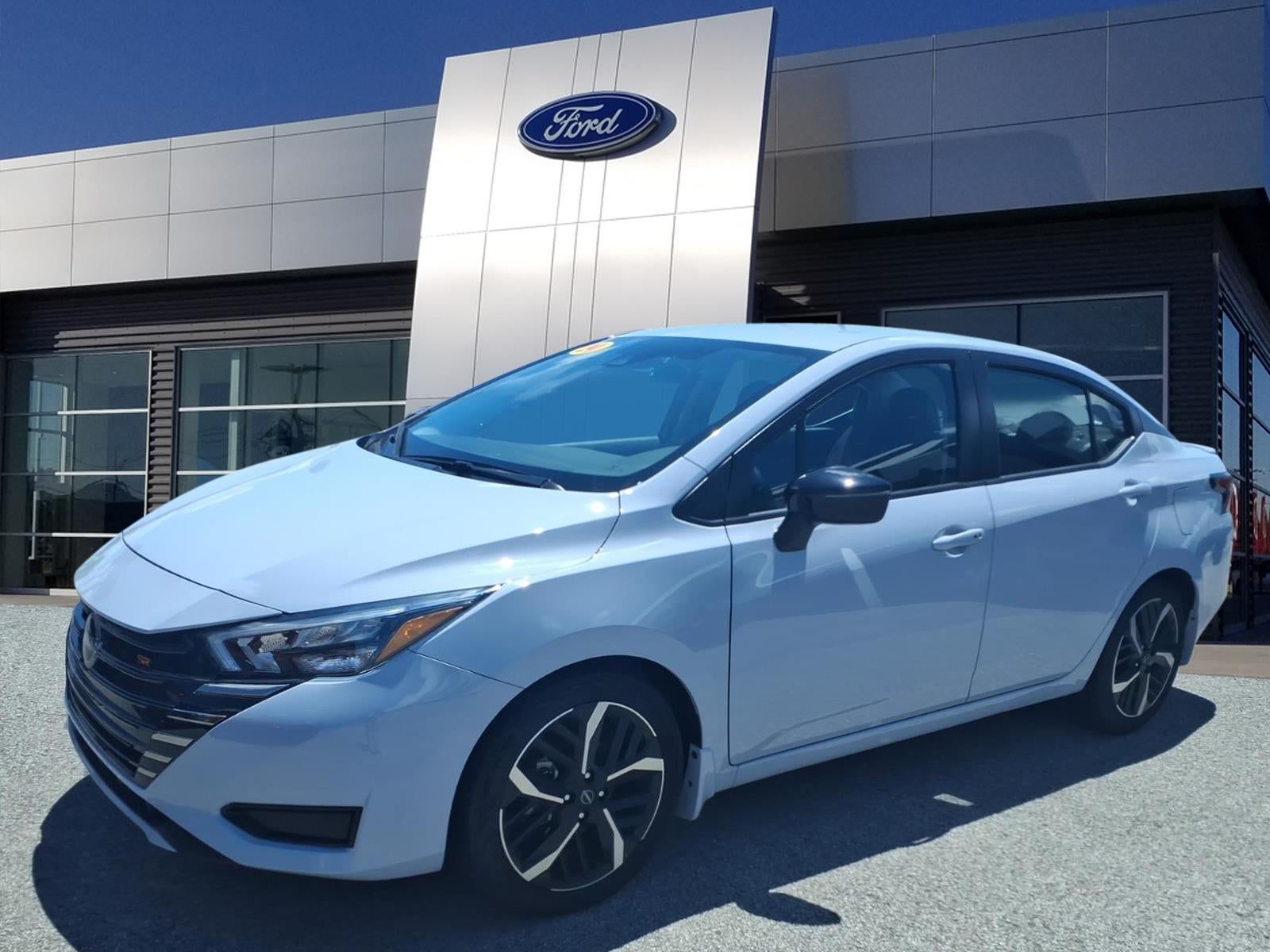 2024 Nissan Versa 1.6 SR