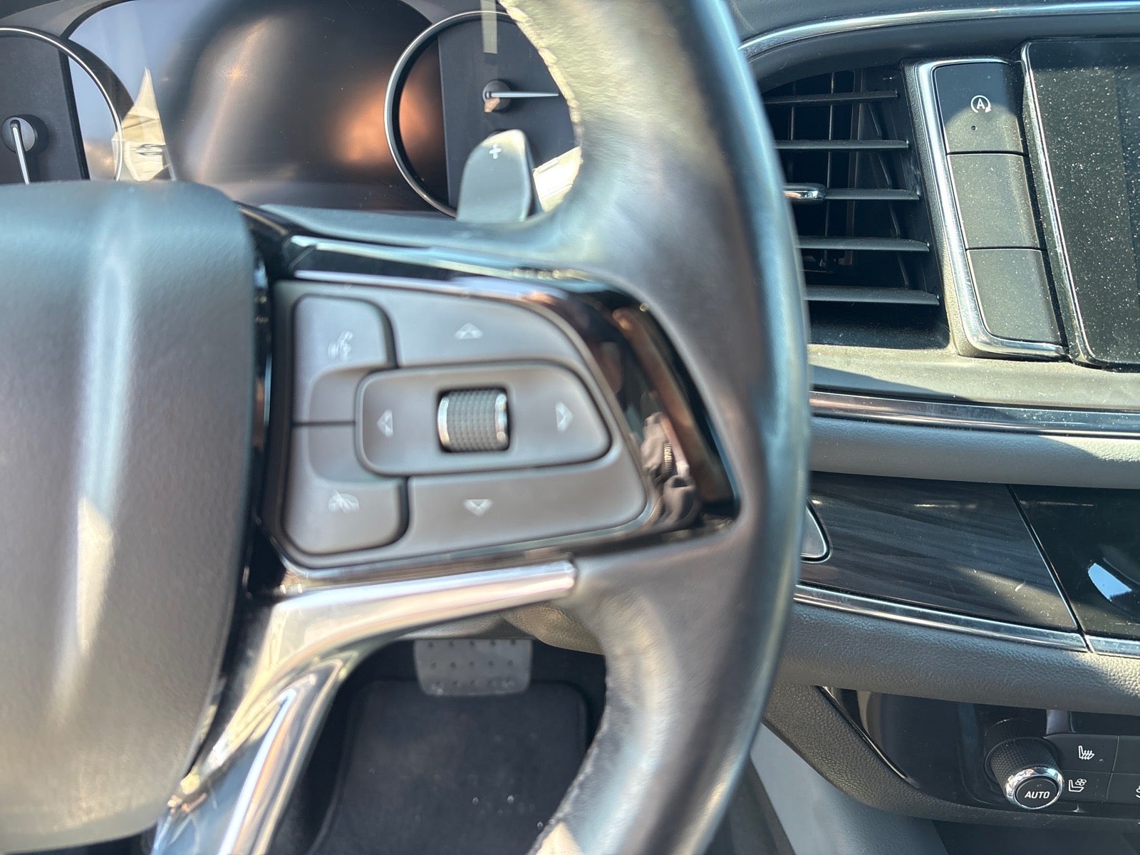 2024 Buick Enclave Premium