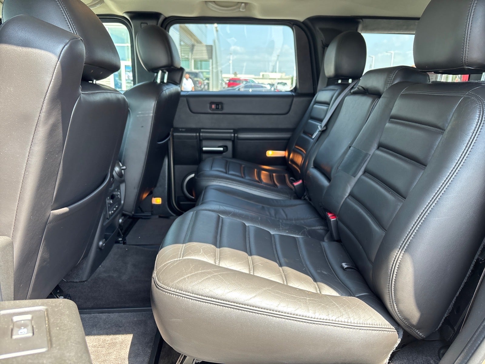 2005 HUMMER H2 Base