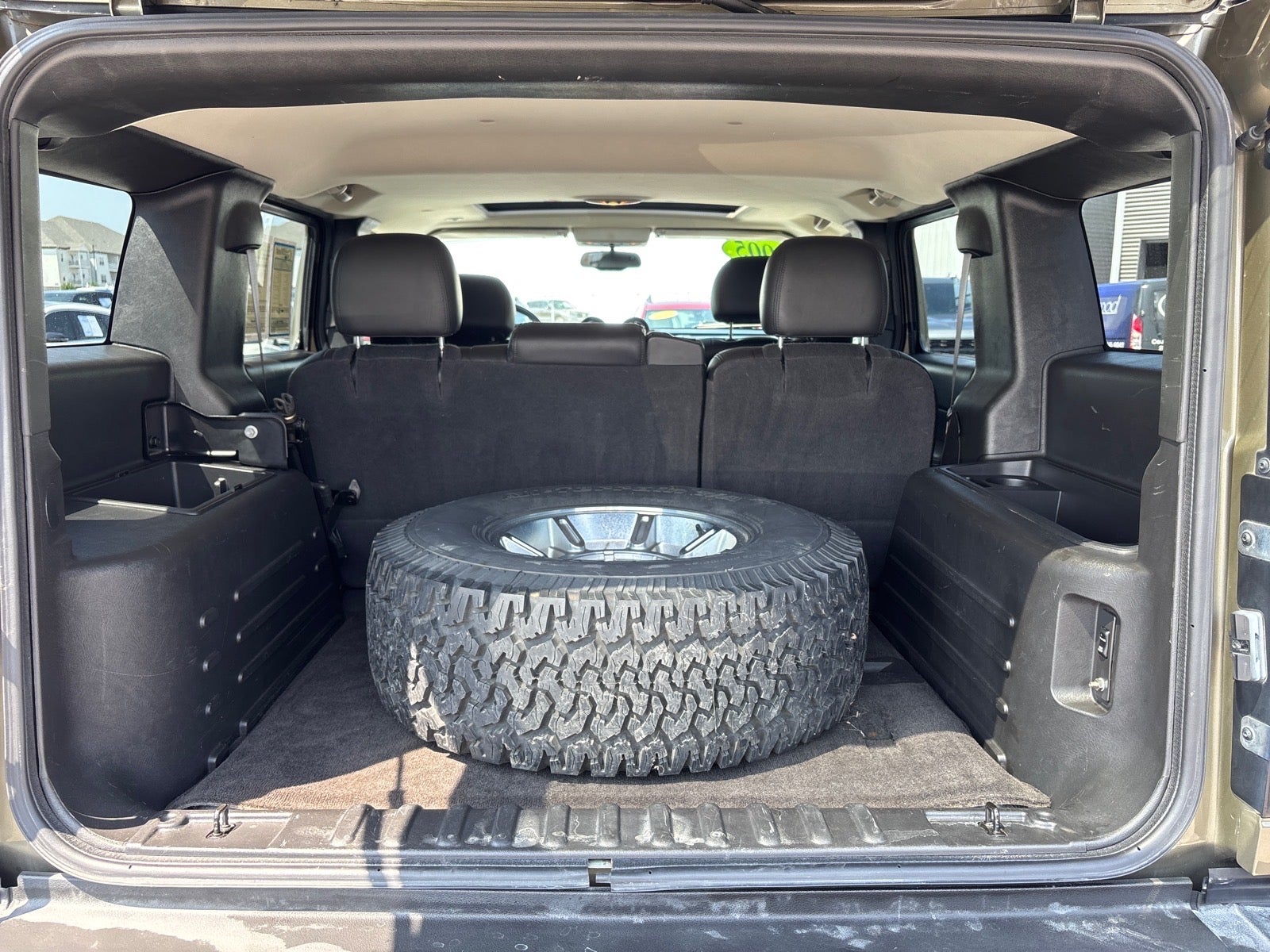 2005 HUMMER H2 Base