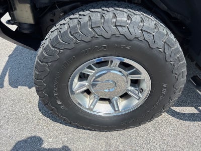 2005 HUMMER H2 Base