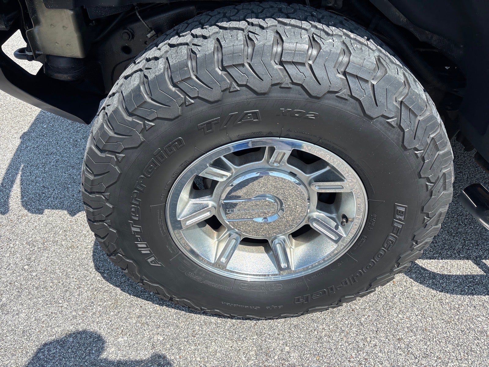 2005 HUMMER H2 Base
