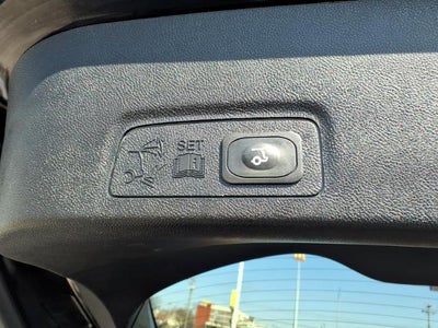 2015 Lincoln MKC Base