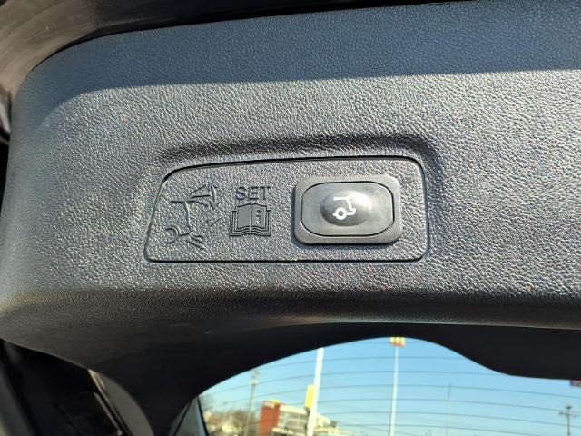 2015 Lincoln MKC Base