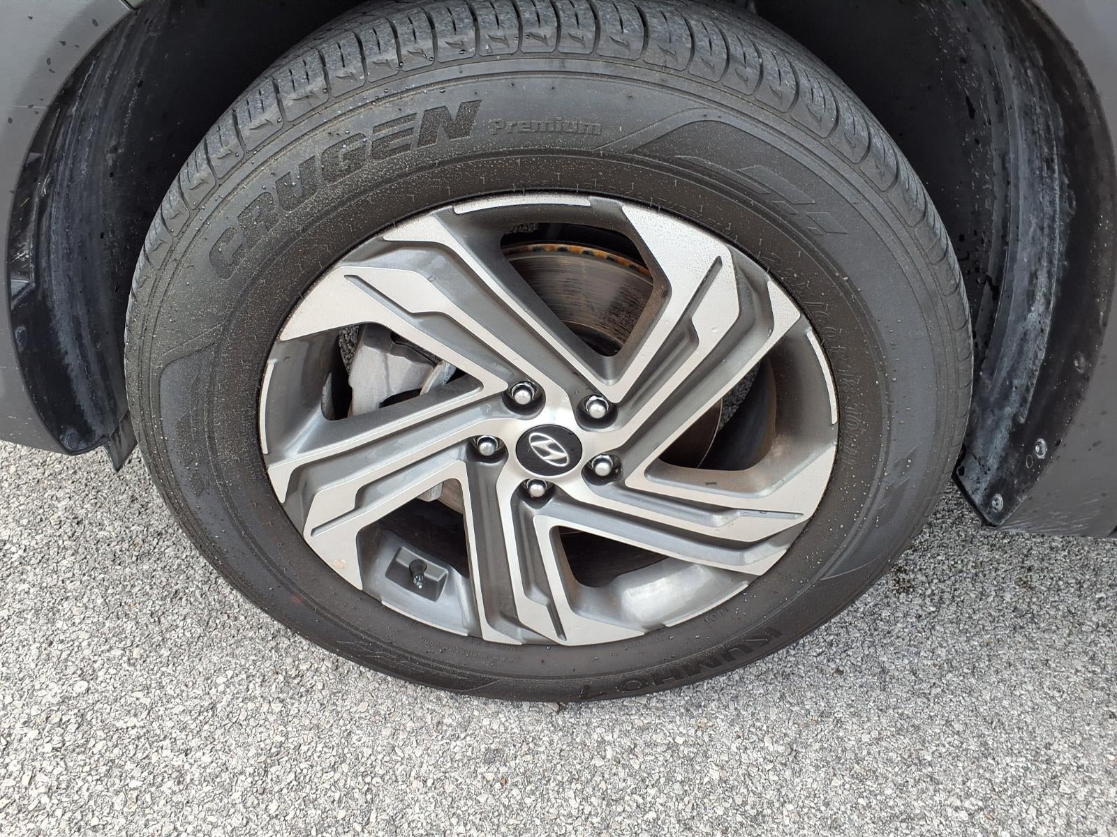 2023 Hyundai Santa Fe SE