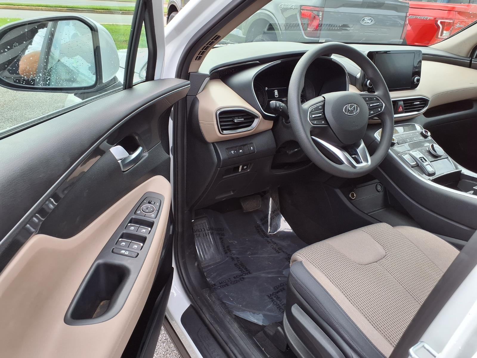 2023 Hyundai Santa Fe SE