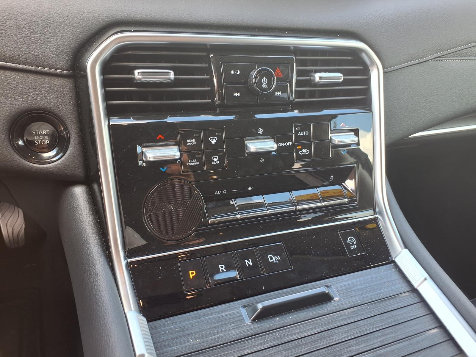 2025 Nissan Armada SV