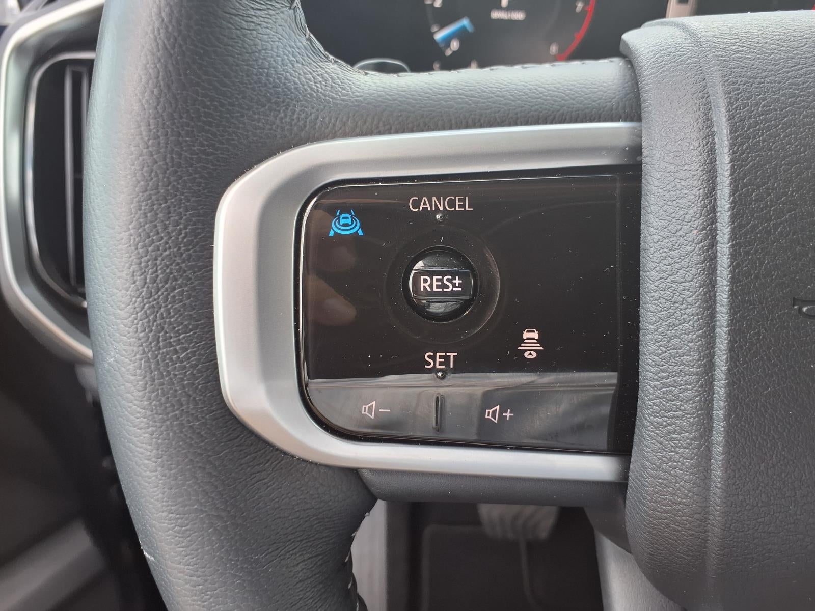 2025 Nissan Armada SV