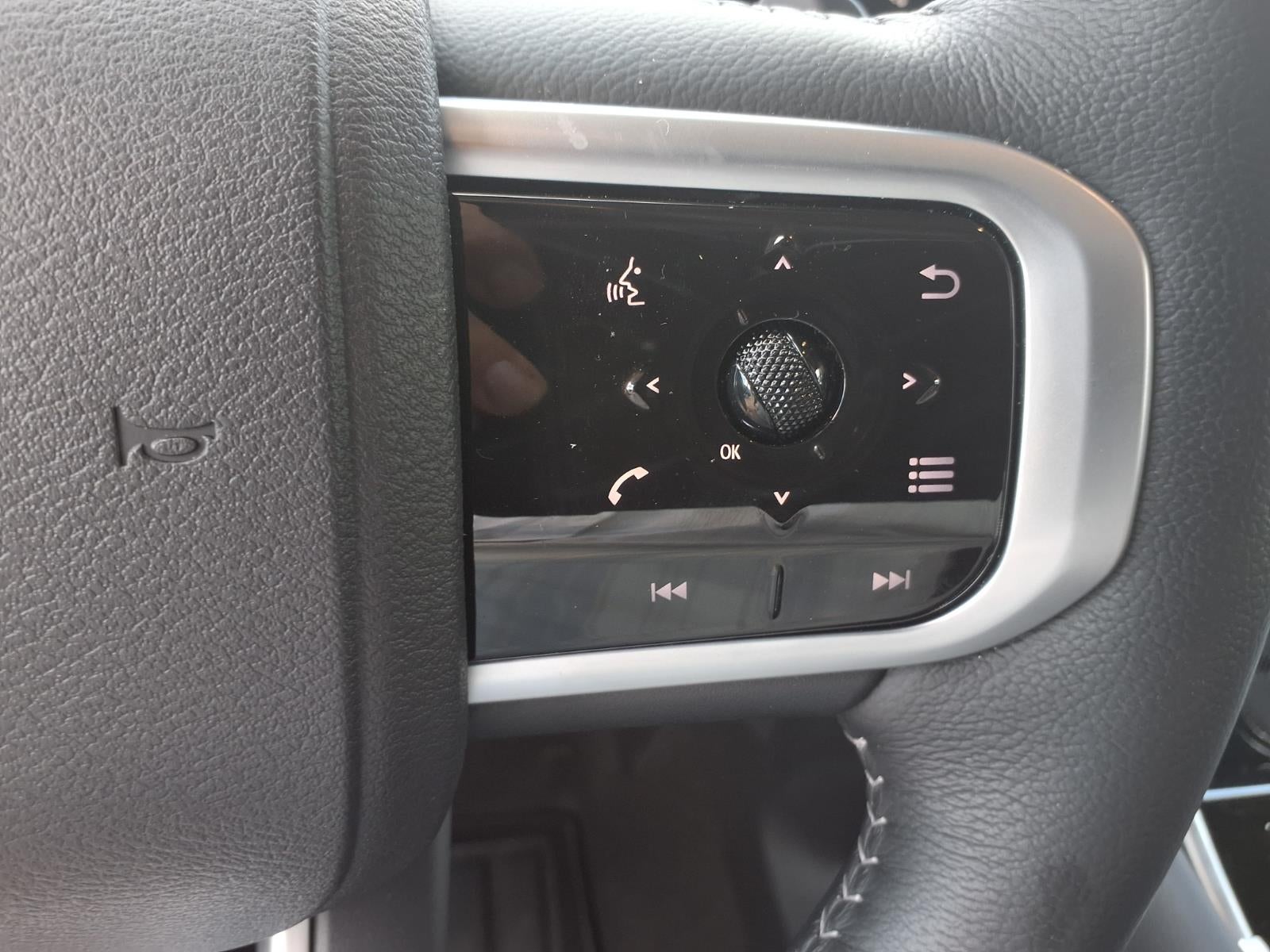 2025 Nissan Armada SV