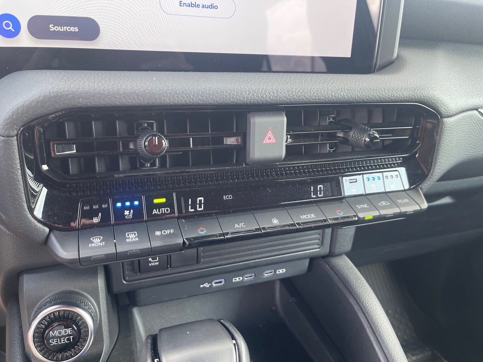 2025 Toyota Land Cruiser 4WD (Natl)