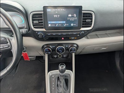 2023 Hyundai Venue SEL