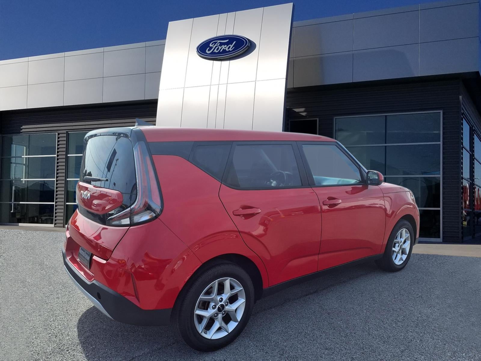 2023 Kia Soul LX