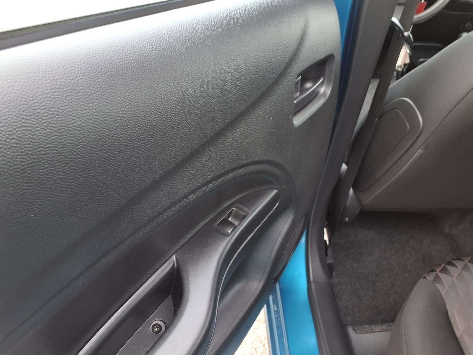 2021 Mitsubishi Mirage LE