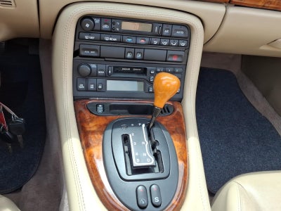 1998 Jaguar XK8 Base