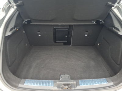 2017 INFINITI QX30 Premium