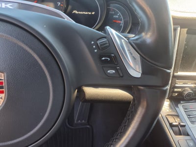 2011 Porsche Panamera 4