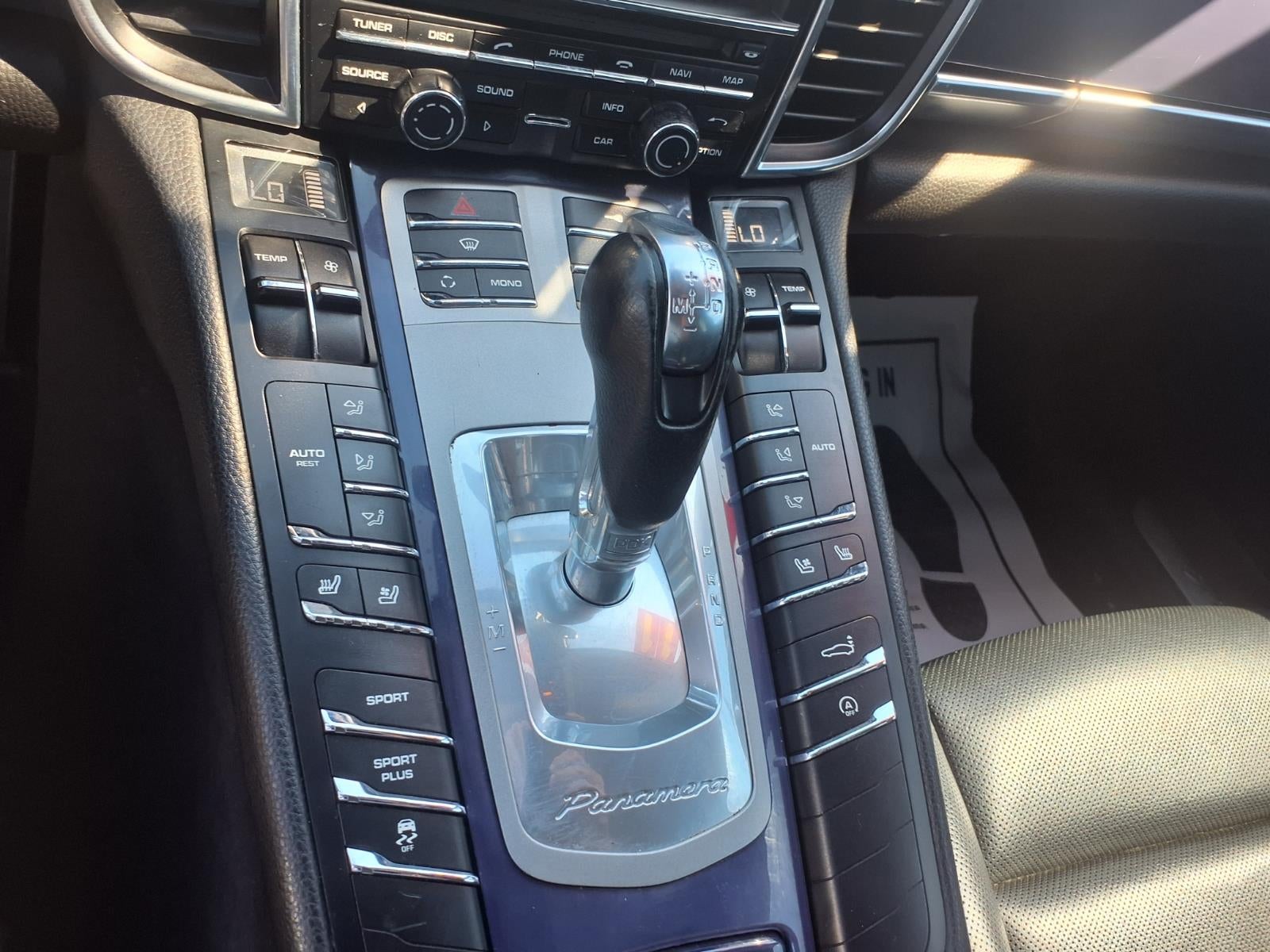 2011 Porsche Panamera 4