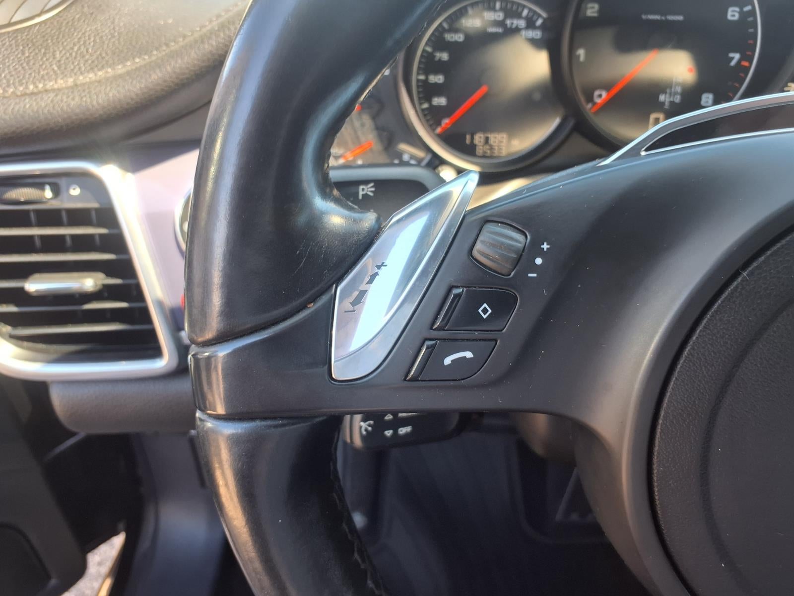 2011 Porsche Panamera 4
